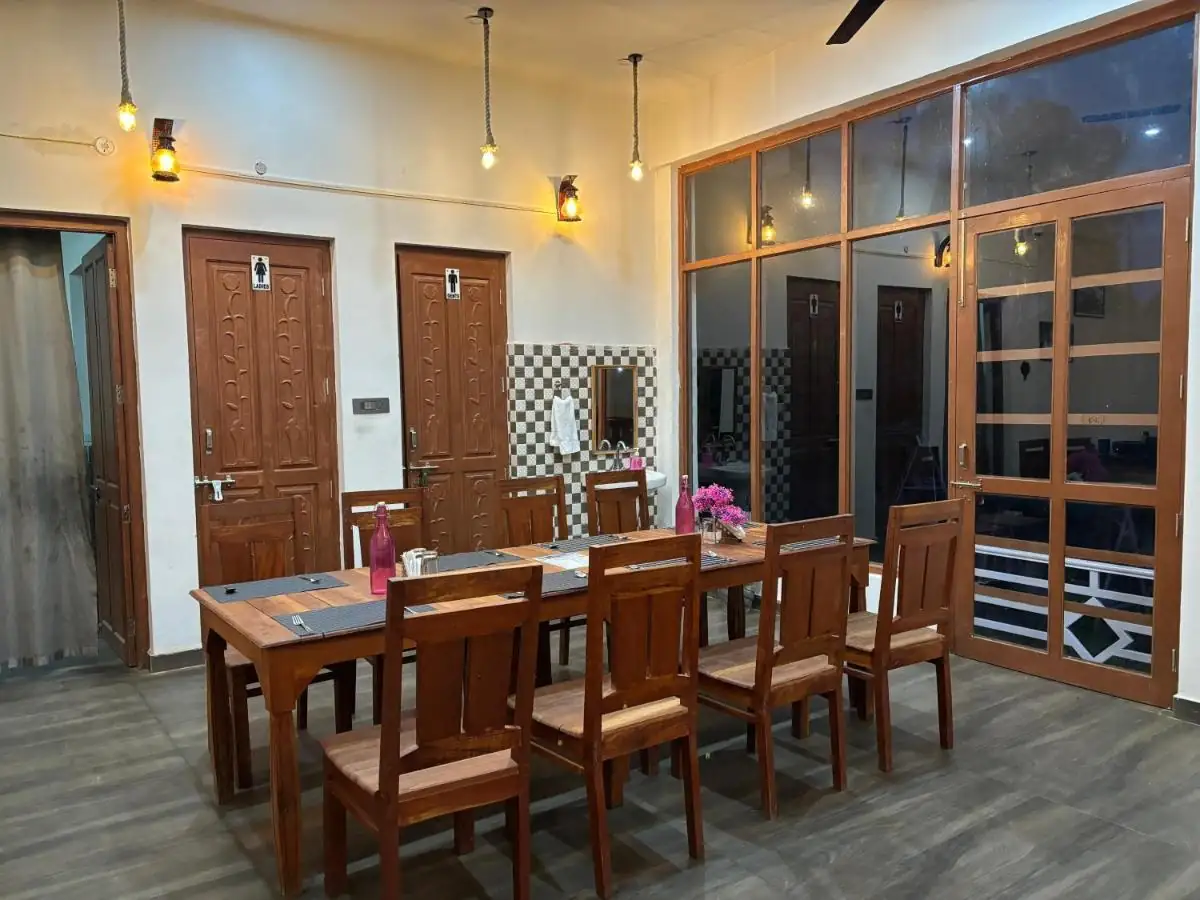 The dining room with floor-to-ceiling windows