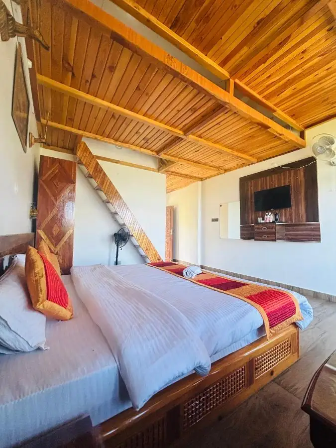 Luxury Family Suite at Lap of Himalayas — photo 4